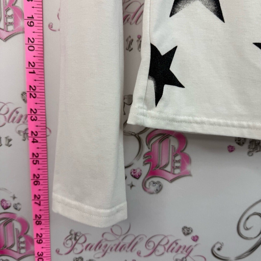 Long sleeve star shirt Women's Long-Sleeve Star Print Top - White/Black - Picture 3 of 11